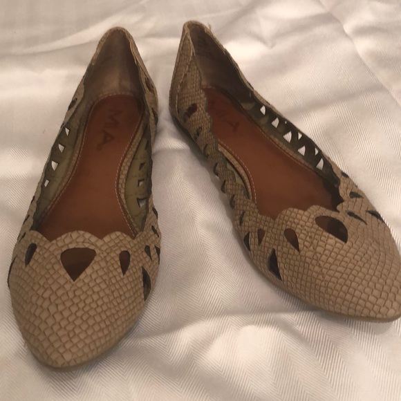 Ballet flat - Picture 1 of 4